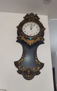 ساعت دیواری