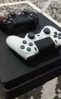 خانگی لا کاغذیPs4 eslim 1T