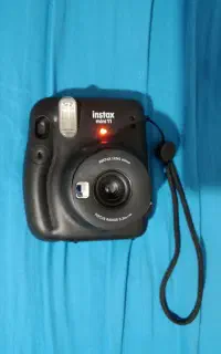 دوربین چاپ فوری Instax mini 11