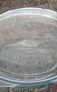 دو عدد ظرف پیرکس در دار