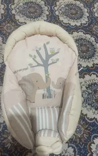 اغوشی نوزادی