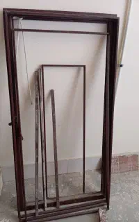 پنجره اهنی