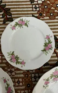 ظرف گلسرخ