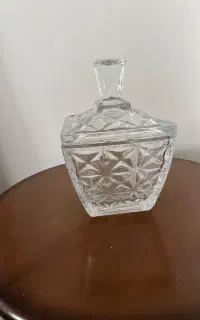 شکلات خوری در حد نو