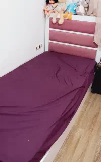 تخت نوجوان دخترونه