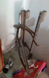 پایه مخزن کپسول پراید