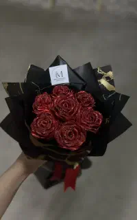 دسته گل ۷شاخه موندگار و خاص