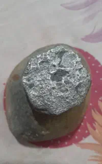 فروش یک عدد شهاب سنگ آهنی