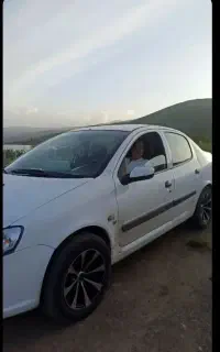 آموزش رانندگی ویژە بانوان و سرویس مدارس