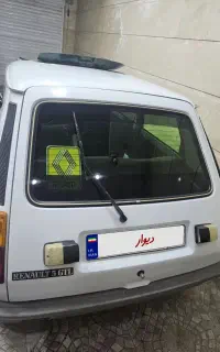رنو۵  با لوازم اضافه
