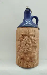 کوزه سفالی تزیینی