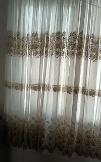 پرده حریر در حد نو