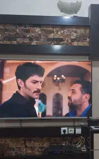 میز تلویزیون و درب