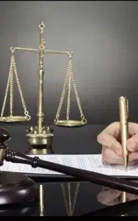 وکیل پایه یک دادگستری