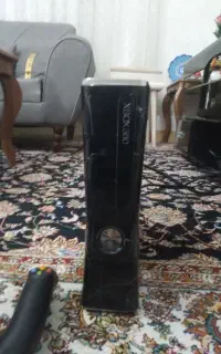 ایکس باکس ۳۶۰ با کارتن و هارد ۲۵۰ و ۱۵ تا بازی