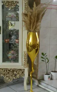 گلدان بابوته ی داخلش ایینه ای