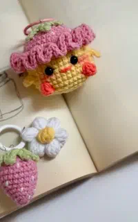 چارم جوجه بافتنی