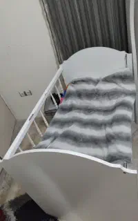 تخت کنارمادرسایزبزرگ