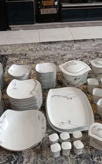 ظروف آشپزخانه