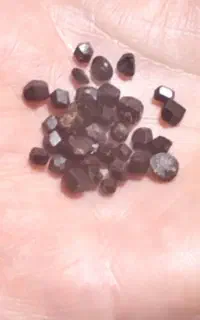 سنگ الماس سیاه