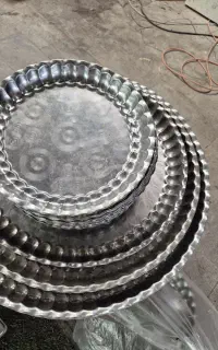 سینی کنگره دار