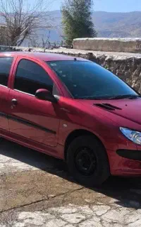 206 مدل 84 در حد 1400