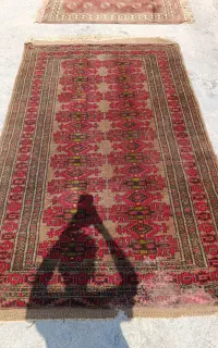 ۲ تخته قالیچه دستباف قدیمی ترکمنی، نیازمند رفو