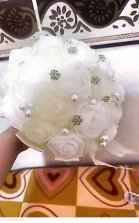 دسته گل عروس