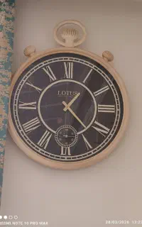 ساعت دیواری