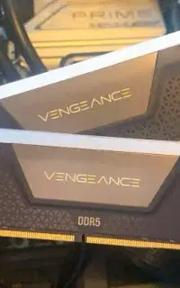 رم کورسیر DDR5 هدفون موس