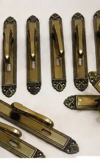 دستگیره درب کلاسیک برنجی