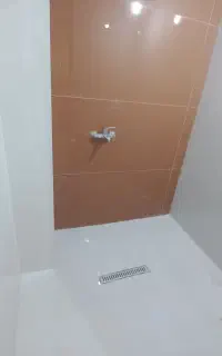 کاشی کار.کاشیکار. نصاب کاشی .سرامیک کار