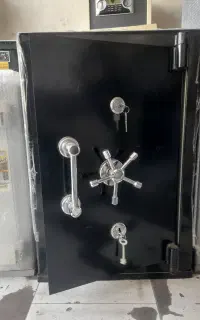 گاوصندوق ۶۰در۶۰سوپر