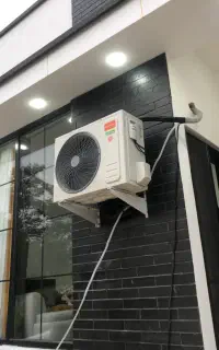 نصب انواع اسپلیت و کولر گازی باگارنتی(۱۲سال تجربه)