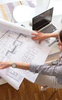 کارآموز معماری خانم