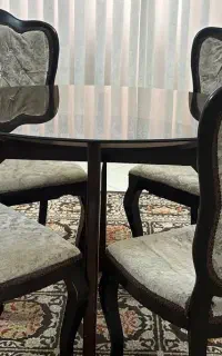 میز ناهار خوری ۴ نفره