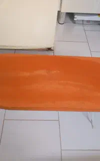 میز اتو نشسته کاملا سالم