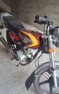 پرواز ۱۲۵