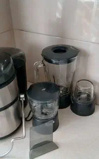 آبمیوه گیری مخلوط کن خرد کن آسیاب کن دولونگی