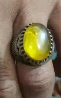 انگشتر (یاقوت زرد)