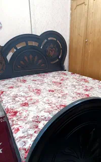 تخت خواب دو نفره به همراه دشک طبی
