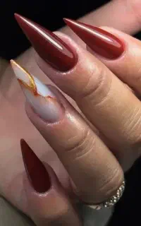 آموزش کاشت ناخن