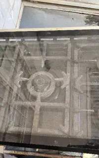 گاز و یخچال و کابینت