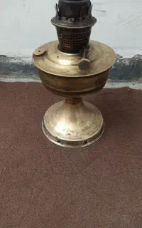لمپا برنجی