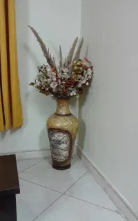 گلدان تزیینی