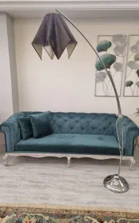آباژور ایستاده شیک وسالم.مناسب پذیرایی واتاق نشیمن