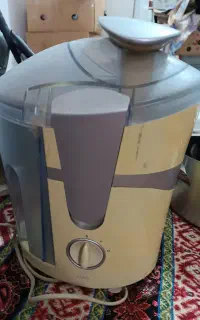 آب‌میوه گیری