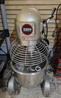خمیرکن بست