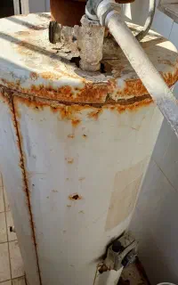 ابگرمن گازی  بدونه نشتی سالم سالم