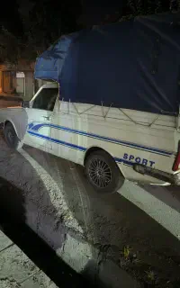 پیکان وانت مدل۸۱ .همه چی تکمیل.